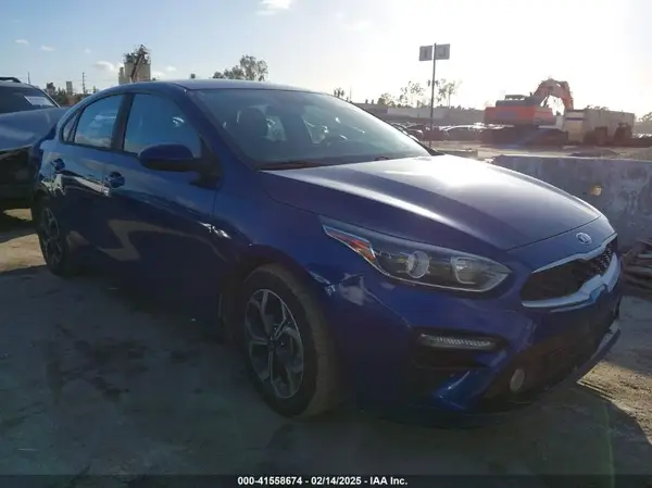 3KPF24ADXKE053523 2019 KIA FORTE - Image 1