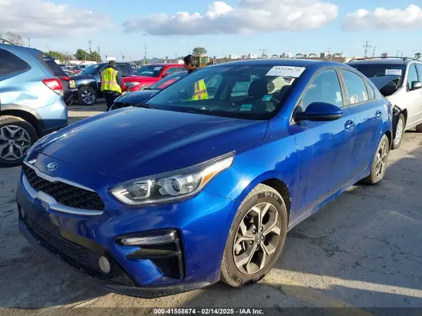 3KPF24ADXKE053523 2019 KIA FORTE - Image 2