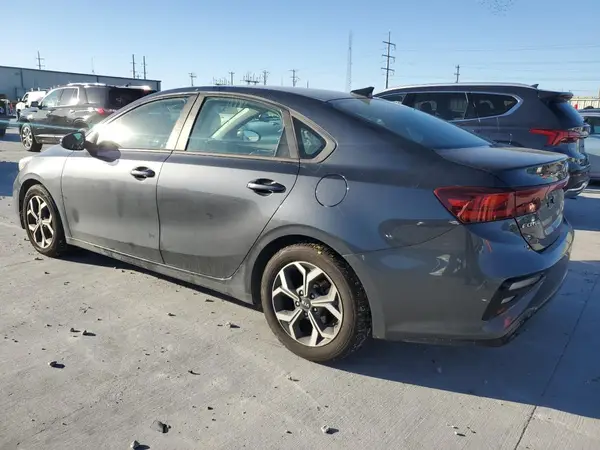3KPF24ADXKE057443 2019 KIA FORTE - Image 2