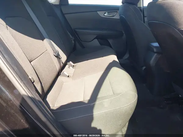 3KPF24ADXKE057586 2019 KIA FORTE - Image 8