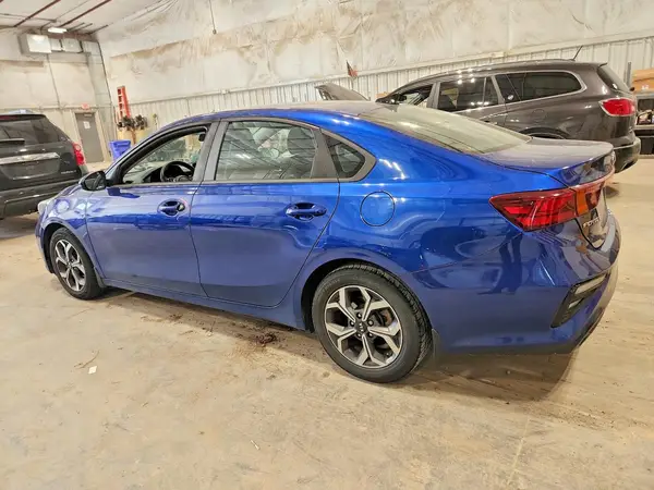 3KPF24ADXKE058494 2019 KIA FORTE - Image 2
