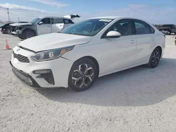 3KPF24ADXKE060262 2019 KIA FORTE - Image 1