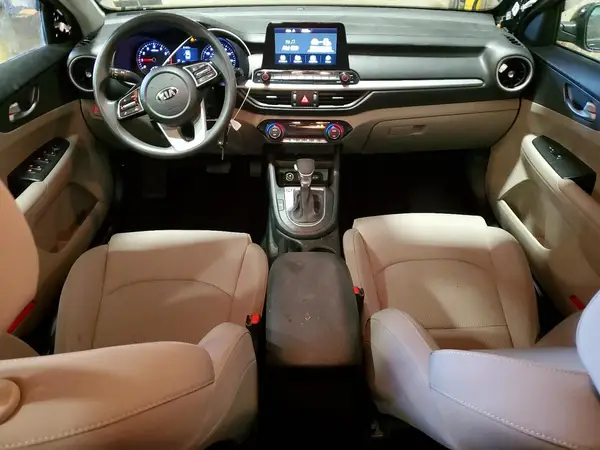 3KPF24ADXKE060701 2019 KIA FORTE - Image 8