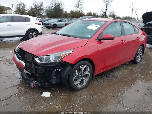 3KPF24ADXKE061198 2019 KIA FORTE - Image 2