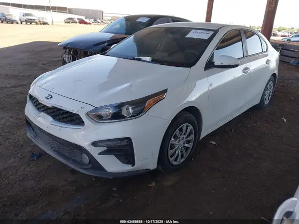 3KPF24ADXKE062674 2019 KIA FORTE - Image 2