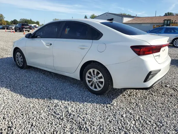 3KPF24ADXKE064067 2019 KIA FORTE - Image 2