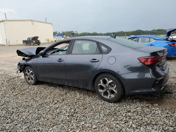 3KPF24ADXKE067034 2019 KIA FORTE - Image 2