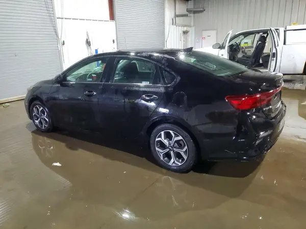 3KPF24ADXKE072900 2019 KIA FORTE - Image 2