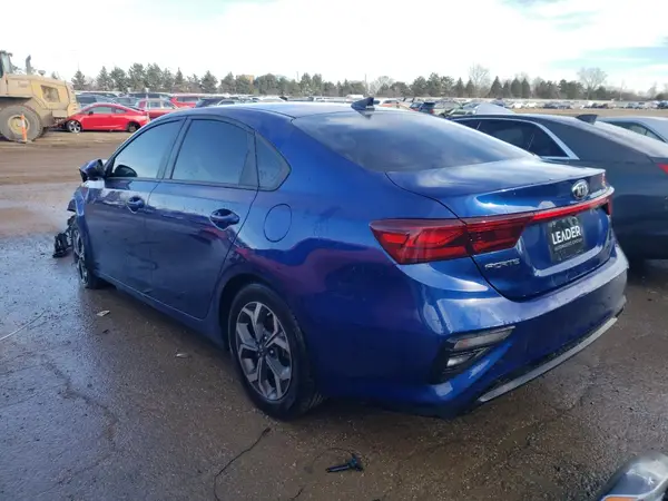 3KPF24ADXKE073755 2019 KIA FORTE - Image 2