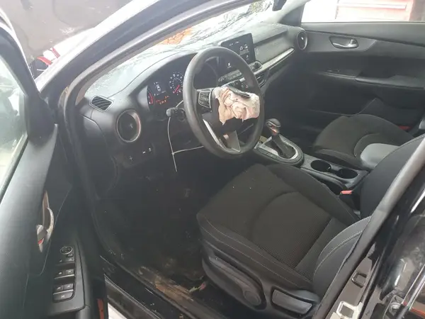 3KPF24ADXKE074002 2019 KIA FORTE - Image 8