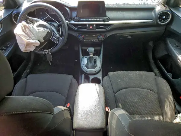 3KPF24ADXKE074307 2019 KIA FORTE - Image 8