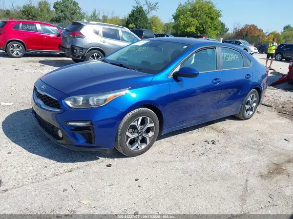 3KPF24ADXKE075120 2019 KIA FORTE - Image 2