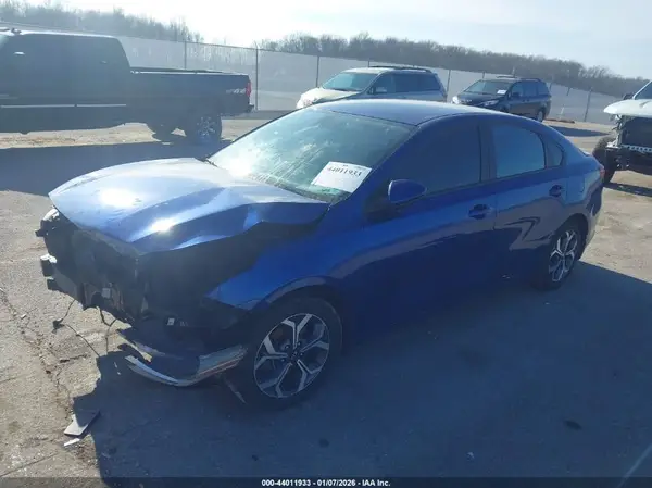 3KPF24ADXKE075795 2019 KIA FORTE - Image 2