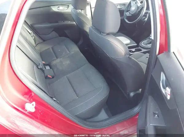 3KPF24ADXKE076199 2019 KIA FORTE - Image 8