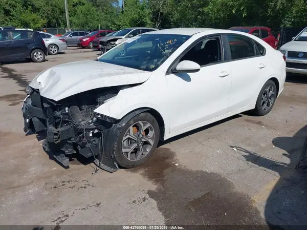 3KPF24ADXKE076543 2019 KIA FORTE - Image 2