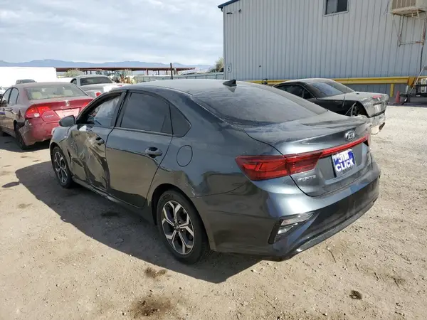 3KPF24ADXKE077210 2019 KIA FORTE - Image 2