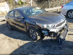 3KPF24ADXKE078227 2019 KIA FORTE