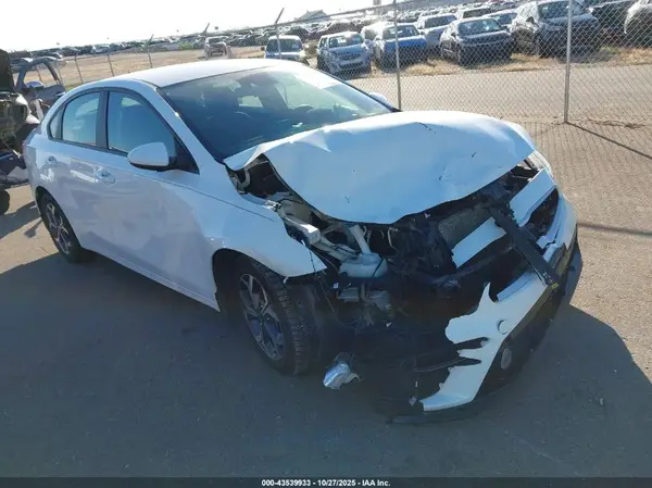 3KPF24ADXKE078356 2019 KIA FORTE - Image 1