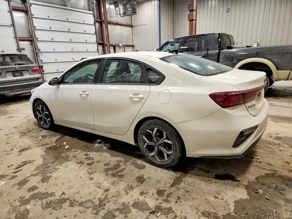 3KPF24ADXKE082844 2019 KIA FORTE - Image 2