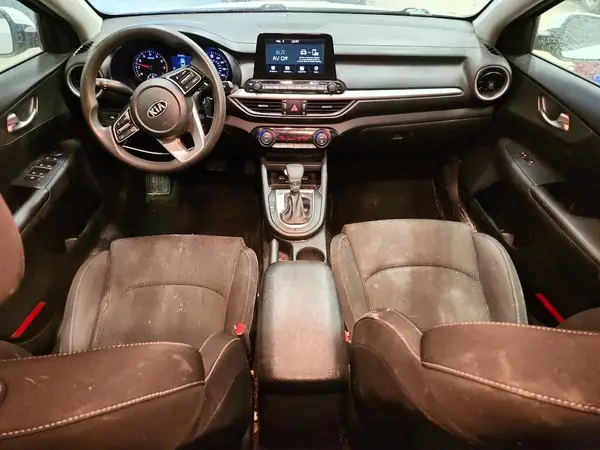 3KPF24ADXKE082844 2019 KIA FORTE - Image 8