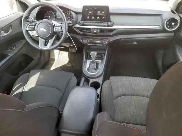 3KPF24ADXKE083072 2019 KIA FORTE - Image 8