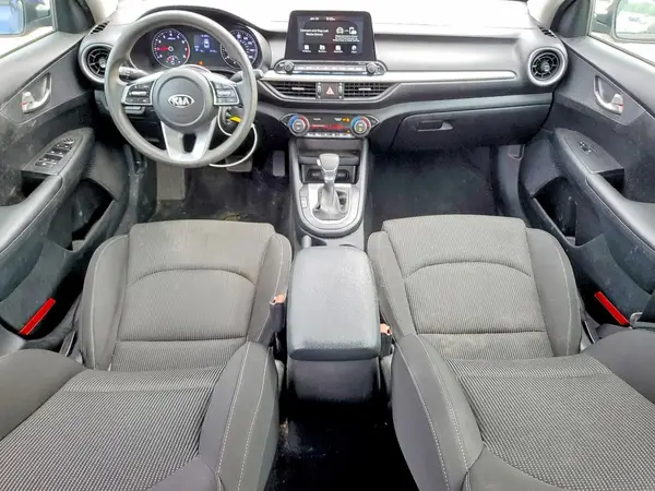 3KPF24ADXKE085467 2019 KIA FORTE - Image 8