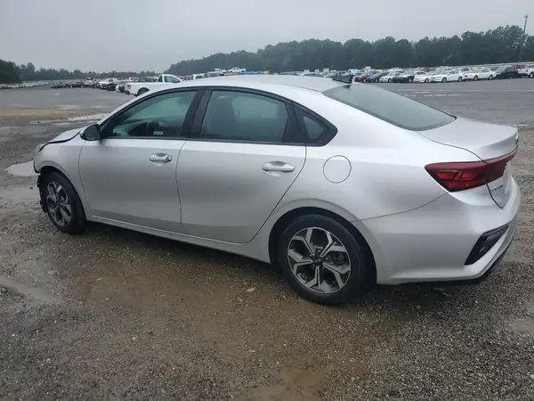 3KPF24ADXKE086702 2019 KIA FORTE - Image 2