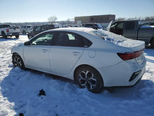 3KPF24ADXKE087185 2019 KIA FORTE - Image 2