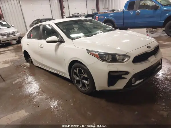 3KPF24ADXKE087543 2019 KIA FORTE - Image 1