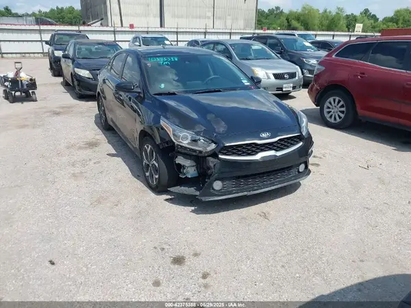 3KPF24ADXKE091799 2019 KIA FORTE - Image 1
