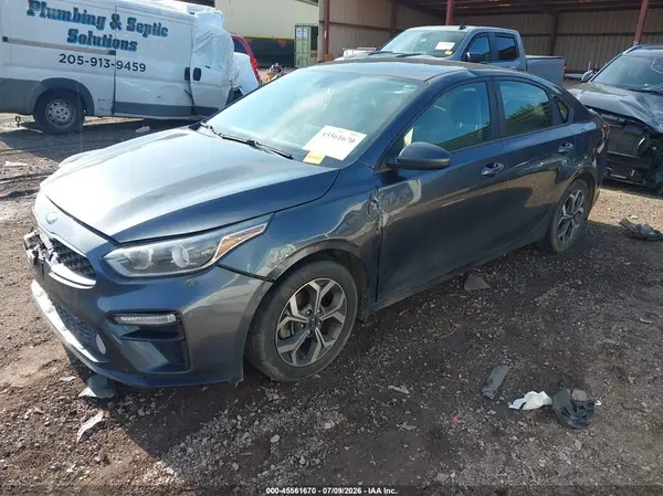 3KPF24ADXKE095285 2019 KIA FORTE - Image 2