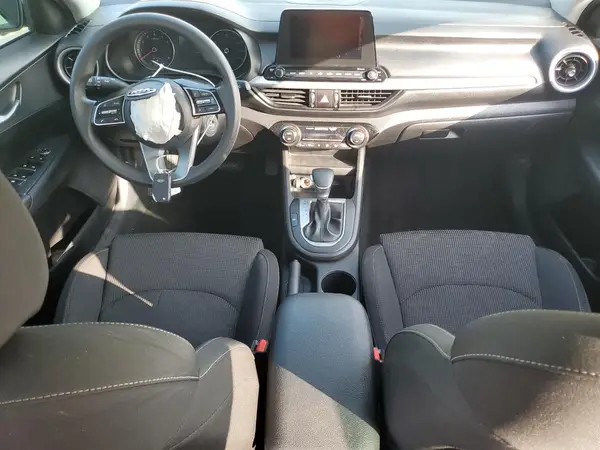 3KPF24ADXKE095531 2019 KIA FORTE - Image 8
