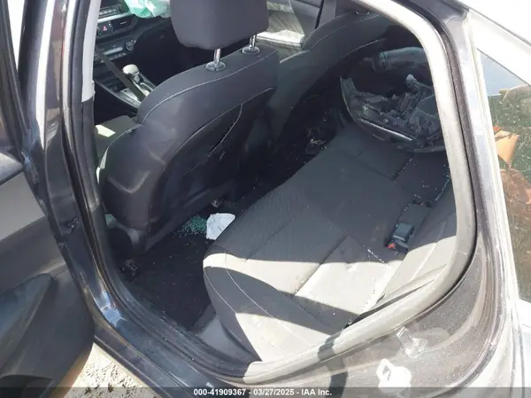3KPF24ADXKE101554 2019 KIA FORTE - Image 8