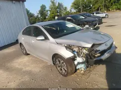3KPF24ADXKE102980 2019 KIA FORTE