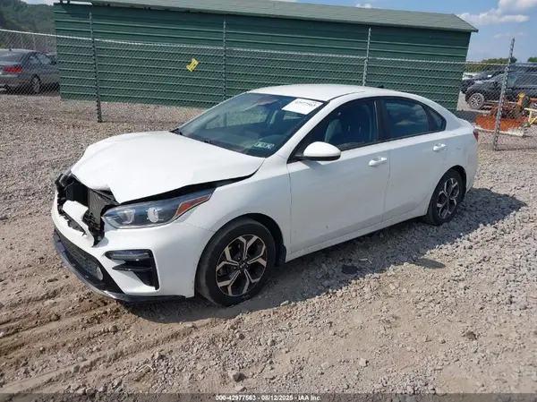 3KPF24ADXKE103546 2019 KIA FORTE - Image 2