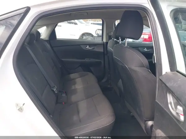 3KPF24ADXKE107130 2019 KIA FORTE - Image 8