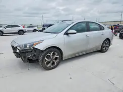 3KPF24ADXKE108584 2019 KIA FORTE