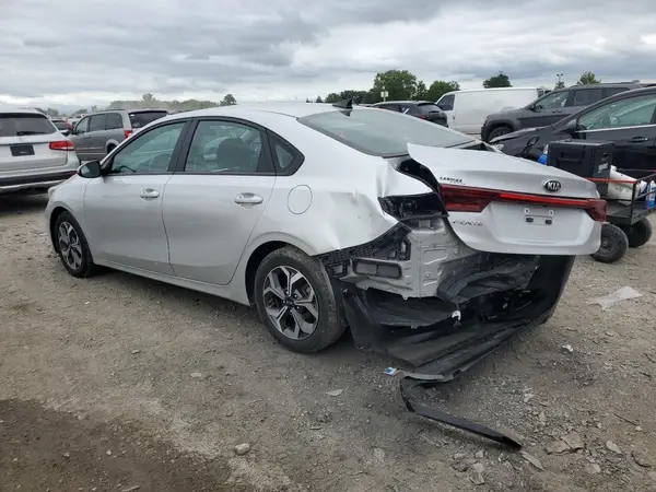 3KPF24ADXKE108889 2019 KIA FORTE - Image 2