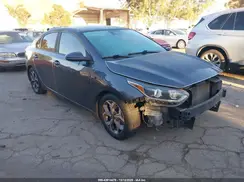 3KPF24ADXKE108925 2019 KIA FORTE