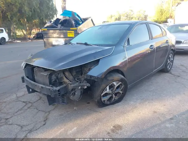 3KPF24ADXKE108925 2019 KIA FORTE - Image 2