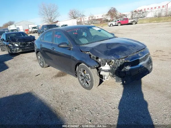 3KPF24ADXKE109184 2019 KIA FORTE - Image 1