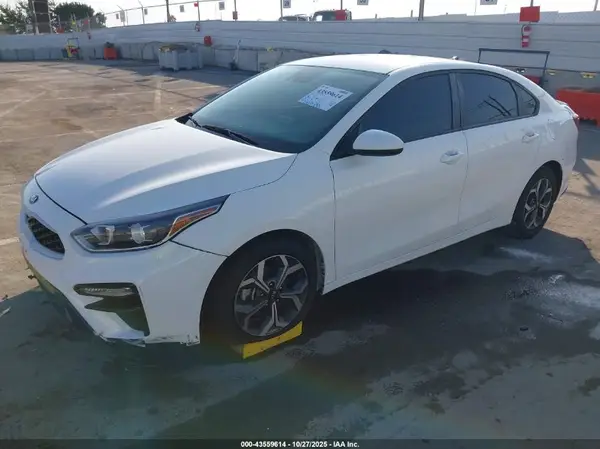 3KPF24ADXKE109234 2019 KIA FORTE - Image 2