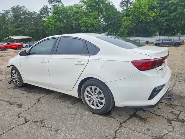 3KPF24ADXKE110190 2019 KIA FORTE - Image 2