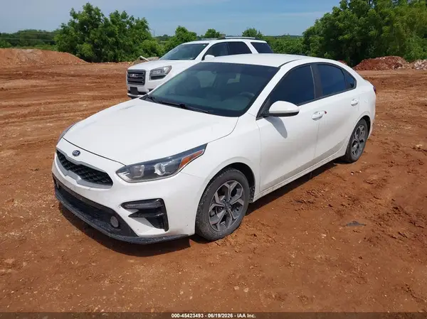 3KPF24ADXKE111906 2019 KIA FORTE - Image 2