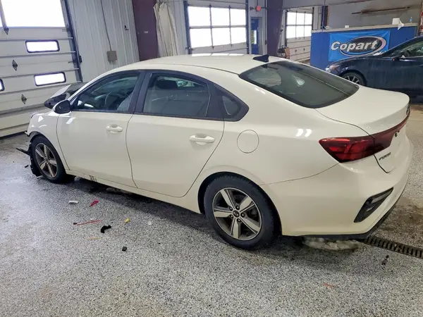 3KPF24ADXKE115910 2019 KIA FORTE - Image 2