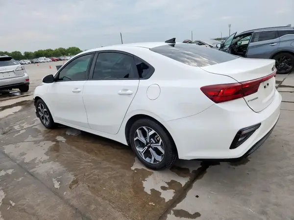 3KPF24ADXKE119858 2019 KIA FORTE - Image 2