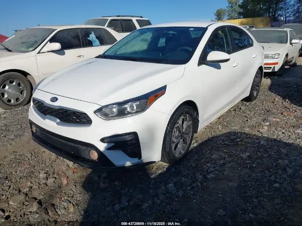 3KPF24ADXKE119908 2019 KIA FORTE - Image 2