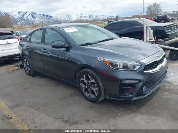 3KPF24ADXKE122159 2019 KIA FORTE - Image 1