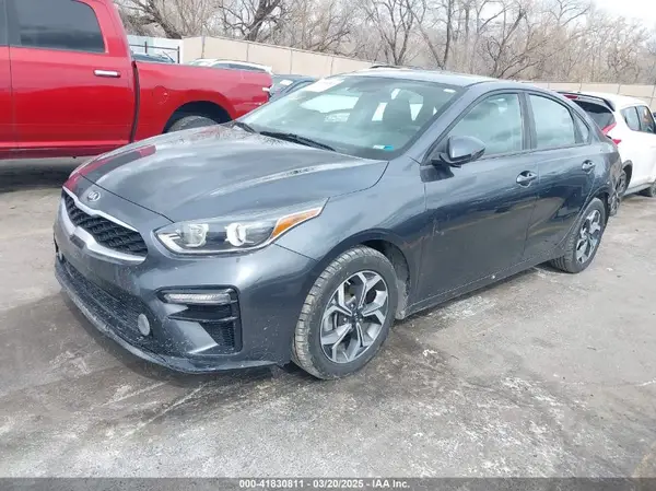 3KPF24ADXKE122159 2019 KIA FORTE - Image 2