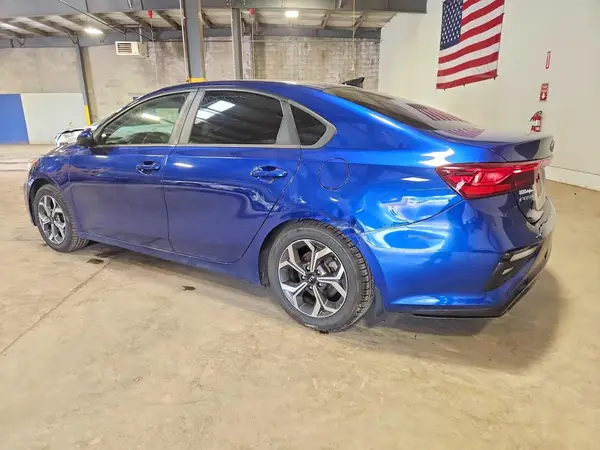 3KPF24ADXKE123263 2019 KIA FORTE - Image 2